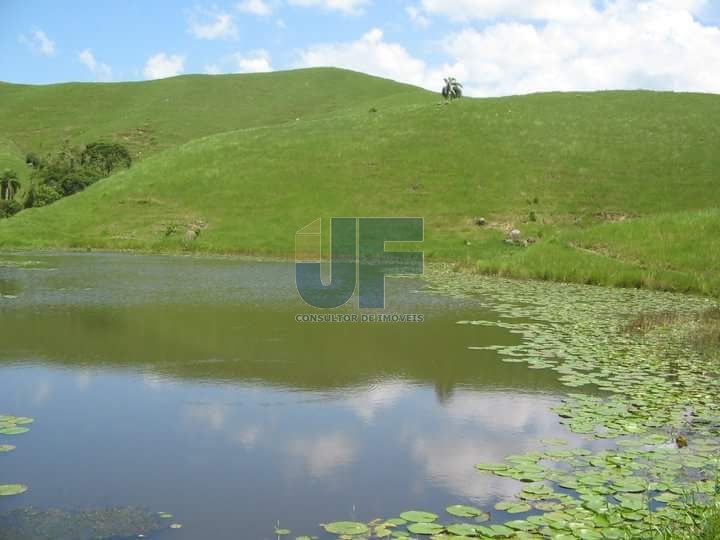 Fazenda à venda, 640000m² - Foto 1