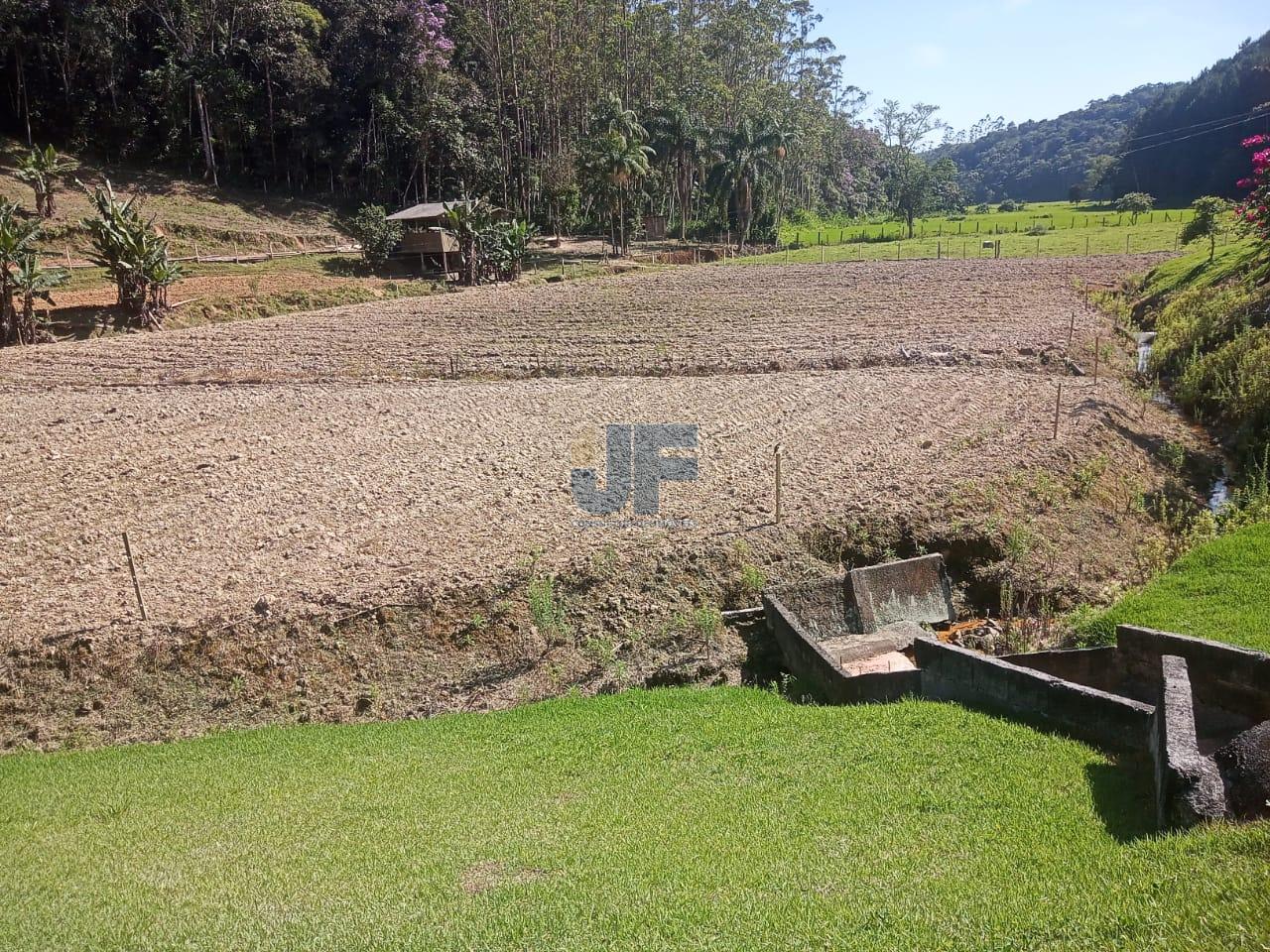 Fazenda à venda com 5 quartos, 200000m² - Foto 18