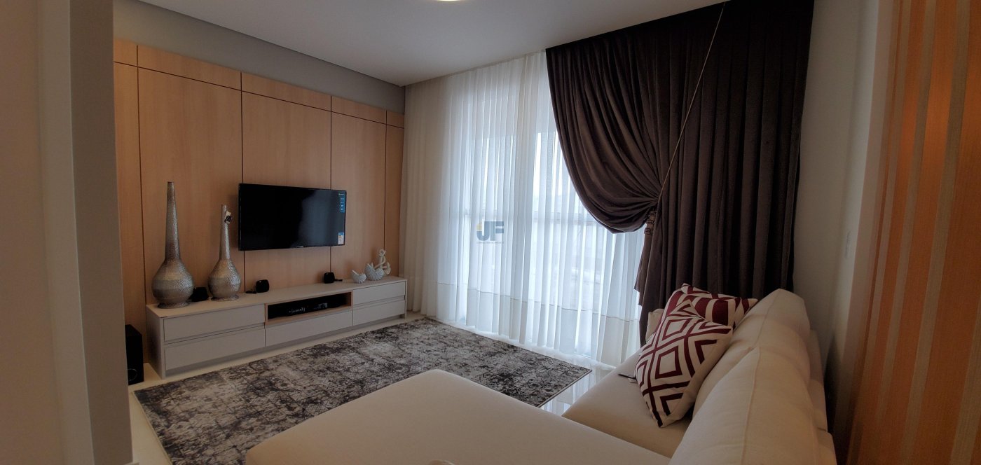 Venha morar no centro de Balneário Piçarras em um incrível apartamento.