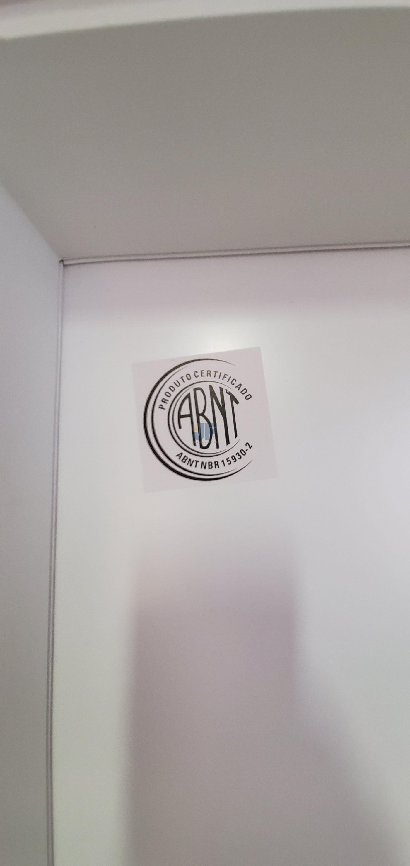Venha morar no centro de Balneário Piçarras em um incrível apartamento.