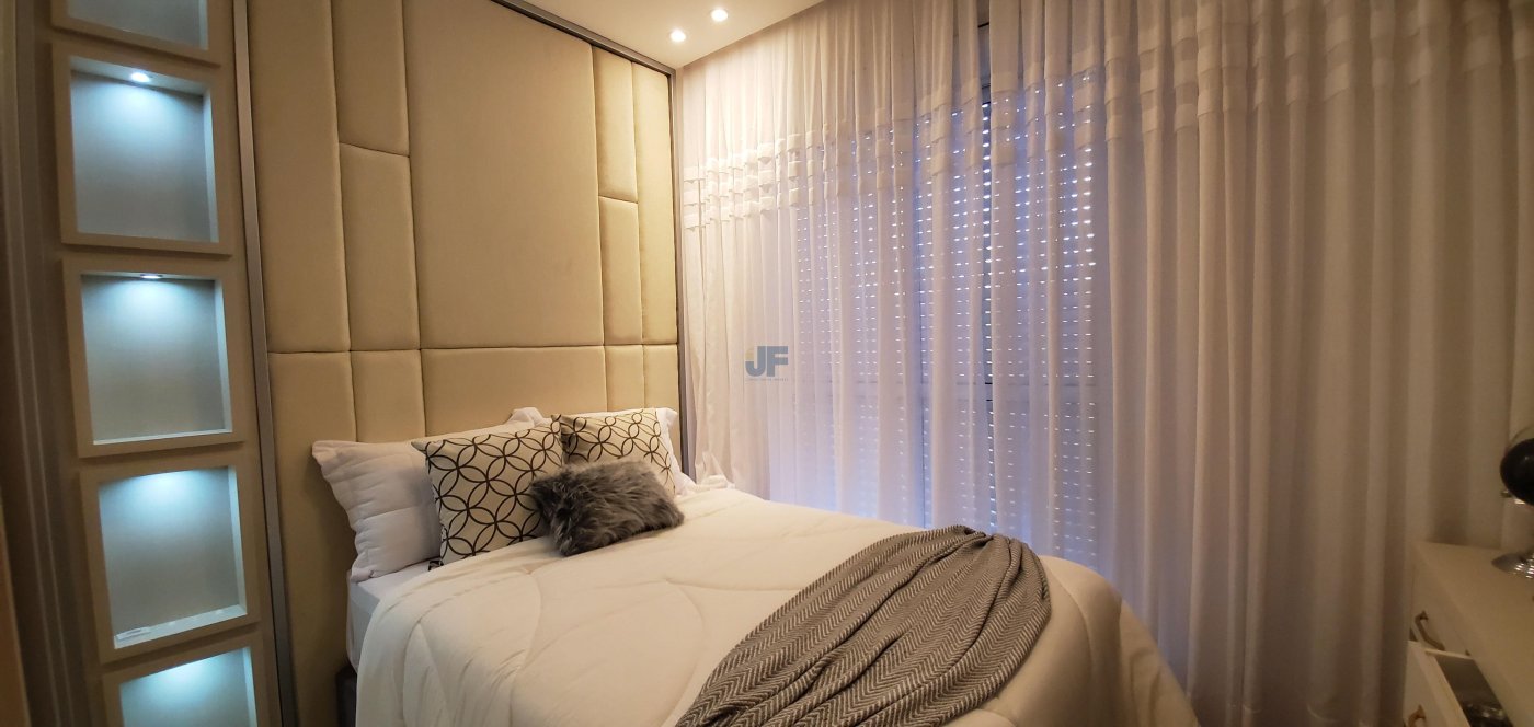 Venha morar no centro de Balneário Piçarras em um incrível apartamento.
