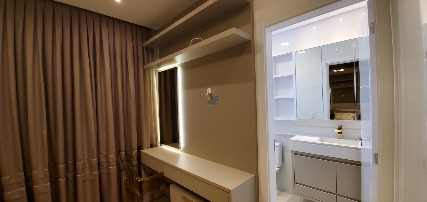 Venha morar no centro de Balneário Piçarras em um incrível apartamento.