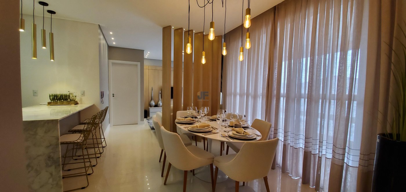 Venha morar no centro de Balneário Piçarras em um incrível apartamento.
