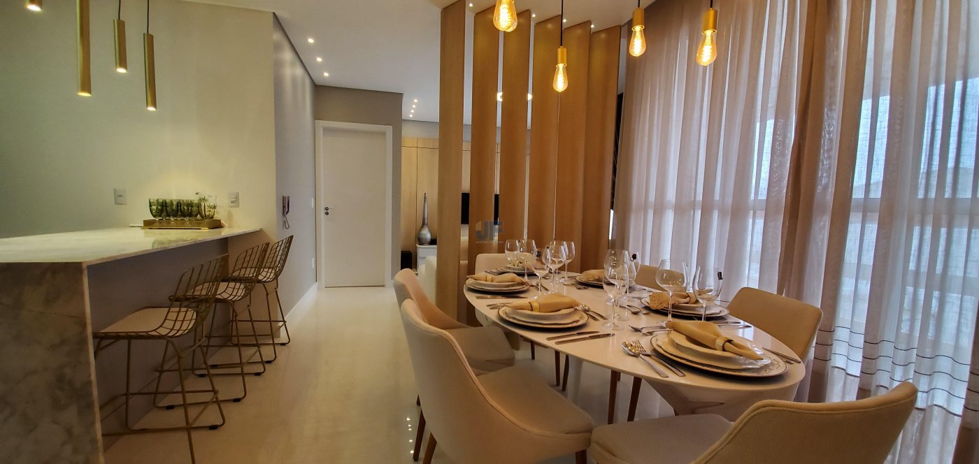 Venha morar no centro de Balneário Piçarras em um incrível apartamento.
