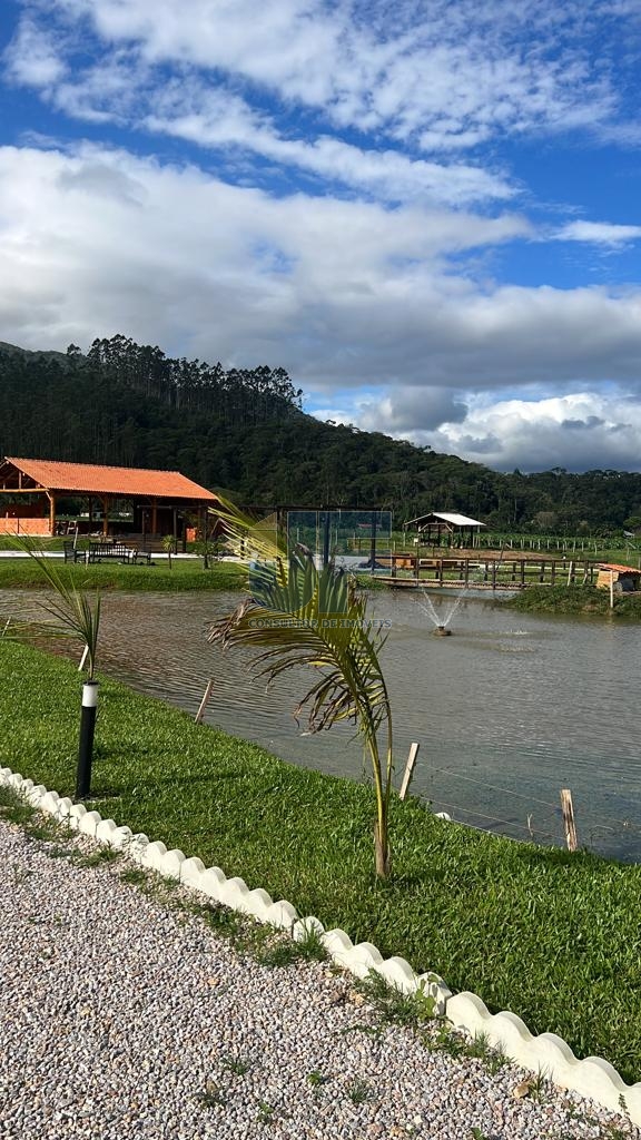 Fazenda à venda com 2 quartos, 13920m² - Foto 1