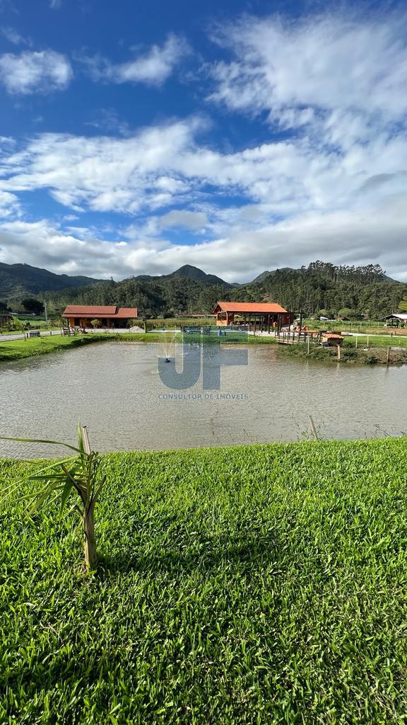 SÍTIO COM ESTRUTURA COMPLETA A VENDA EM TIJUCAS