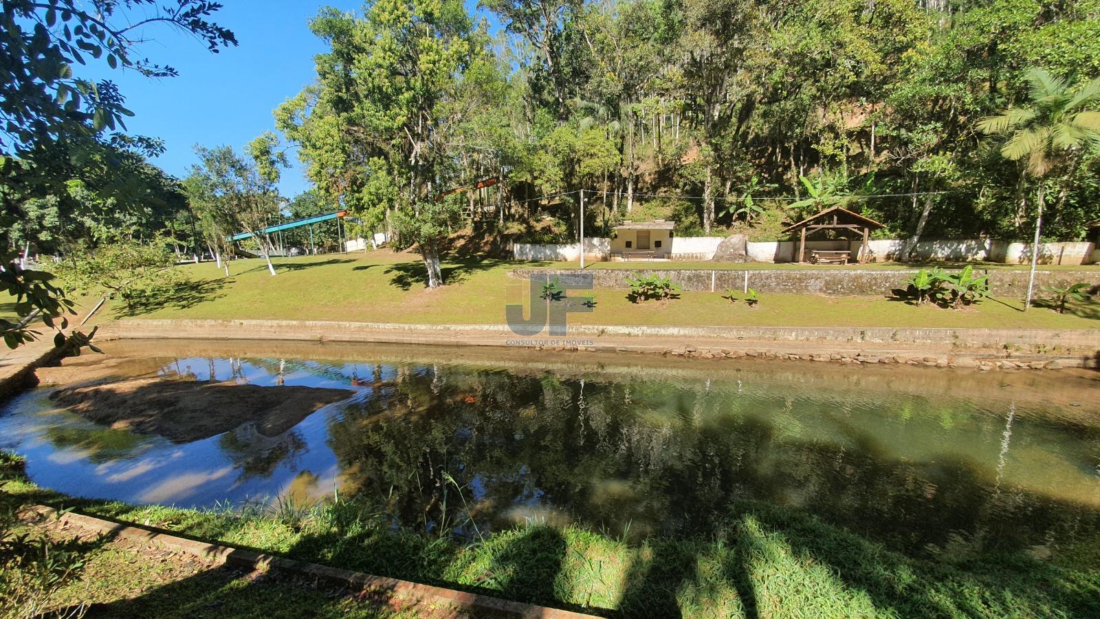 Fazenda à venda com 12 quartos, 159000m² - Foto 2