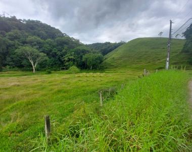 Essa propriedade em Brusque/SC com 139.260 m² é uma excelente oportunidade .