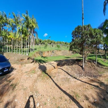 Vende-se um belíssimo terreno rural no bairro Paciência na cidade de Itajaí.