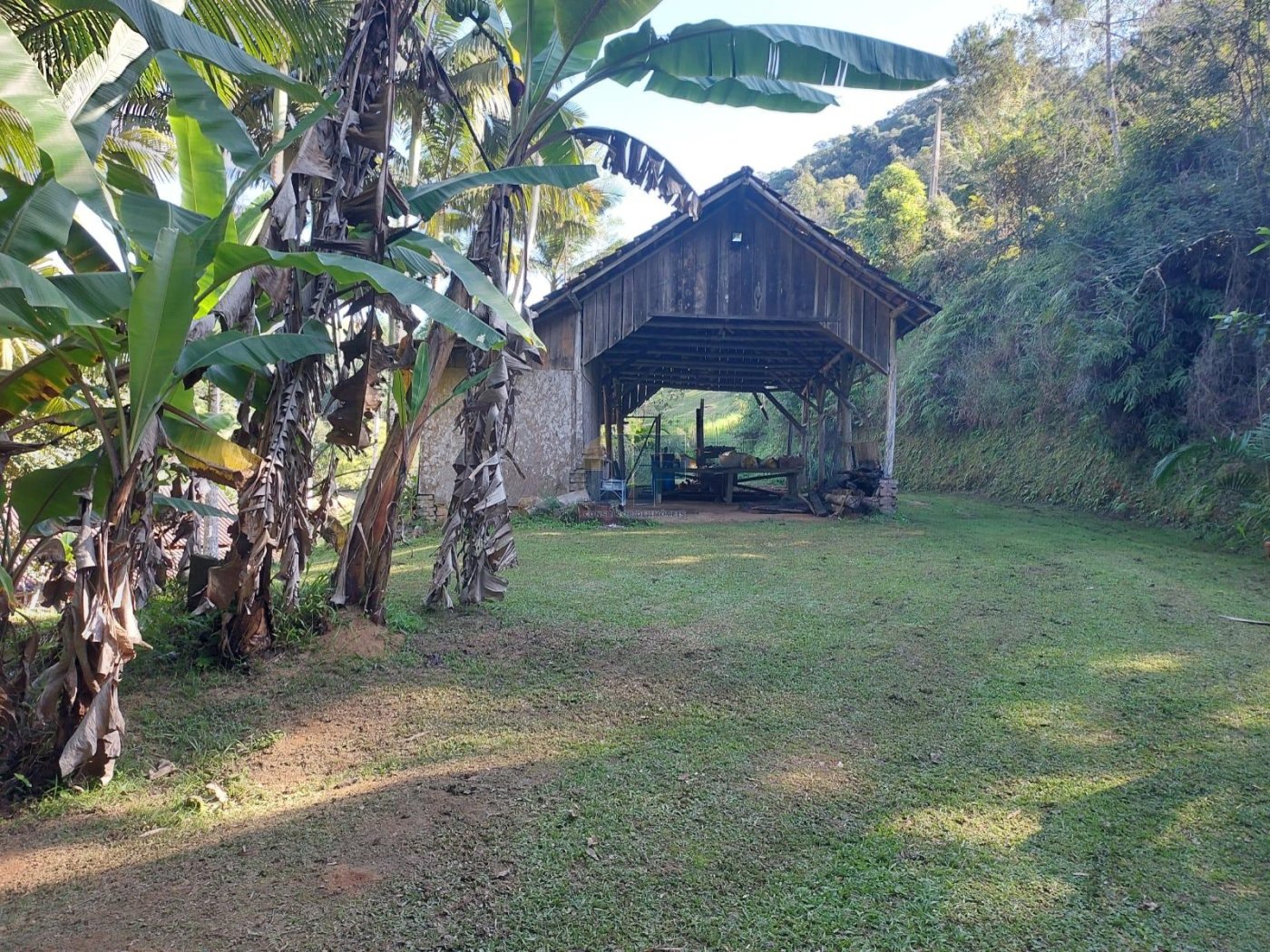 Sítio, 2 quartos, 18000 m² - Foto 19