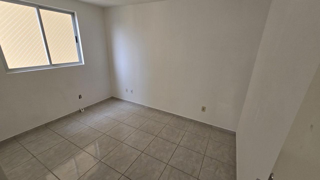 Apartamento à venda com 3 quartos, 76m² - Foto 7