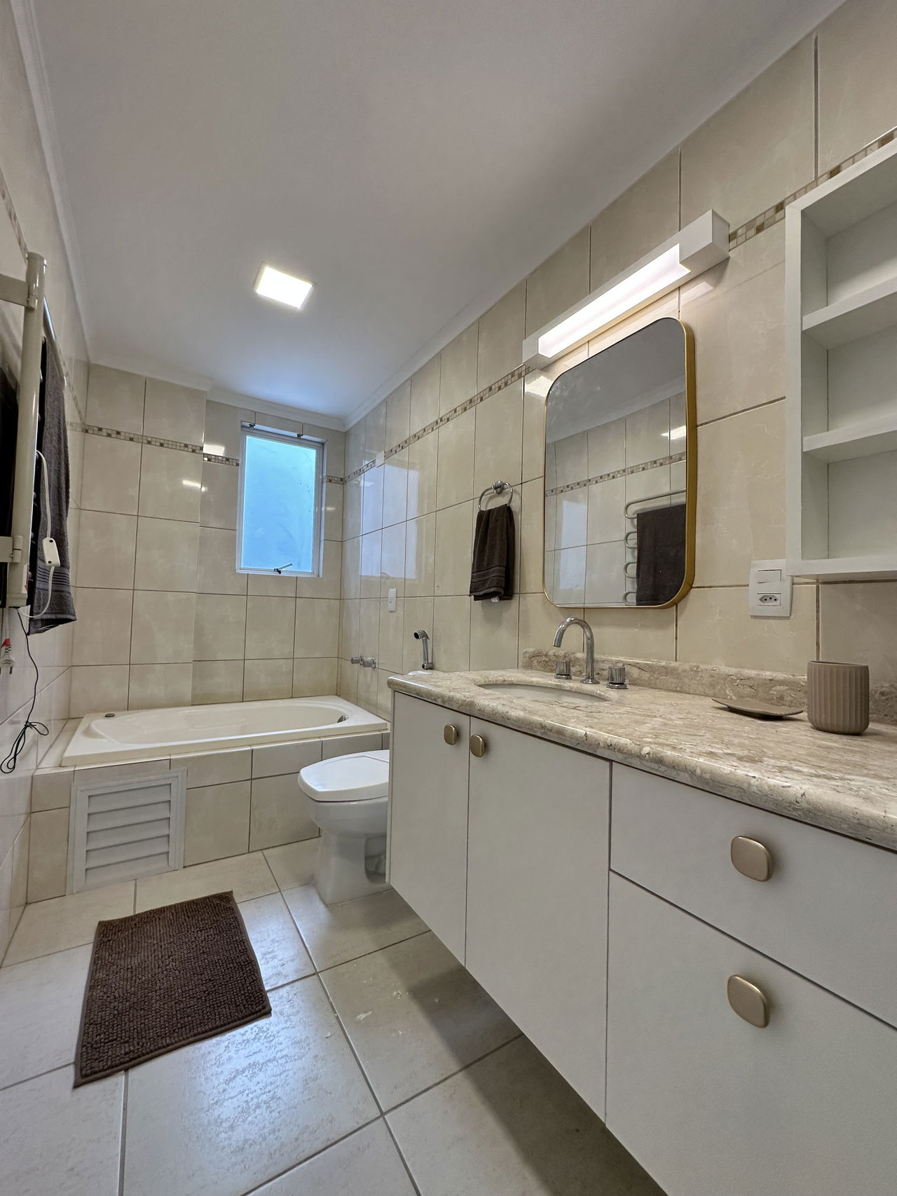 Apartamento 2 quartos para venda no bairro Centro em Balneário Camboriú