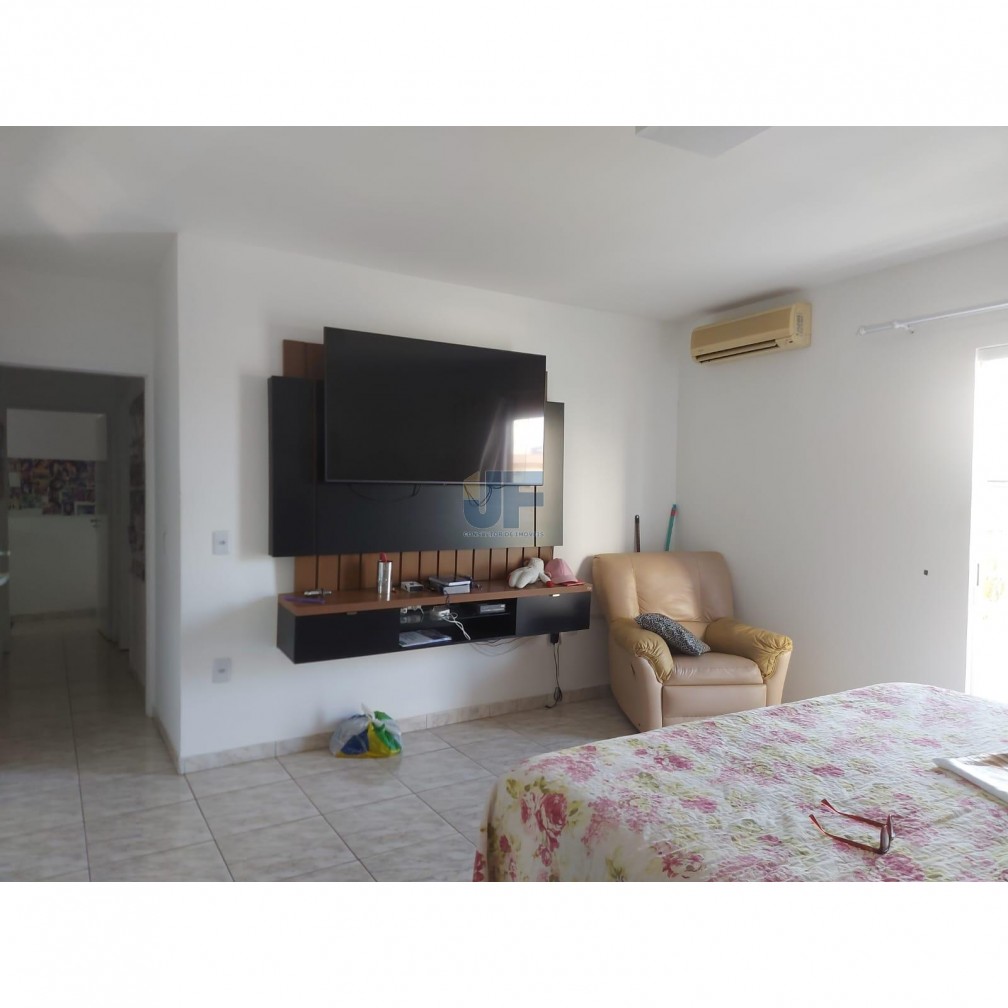 Casa à venda com 4 quartos, 201m² - Foto 5