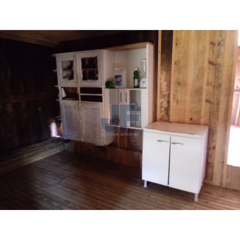 Excelente sitio na vila das Pedras em Camboriú. Possui 8.000 m² de área