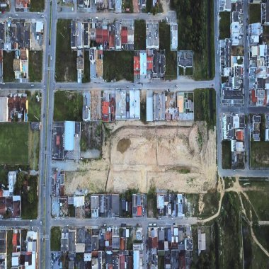 OPORTUNIDADE ÚNICA NO CENTRO DE CAMBORIÚ Área Total: 19.894,665 m²
