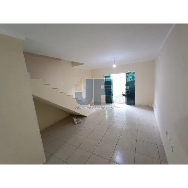 Sobrado à venda em Itapema – Alto São Bento | R$499.000,00