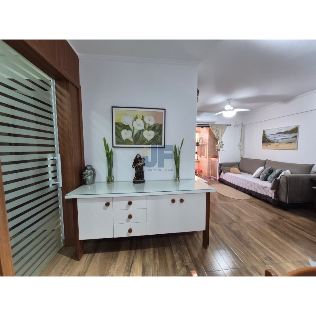 Esse apartamento em Balneário Camboriú realmente tem um perfil encantador  Balneário Camboriú.