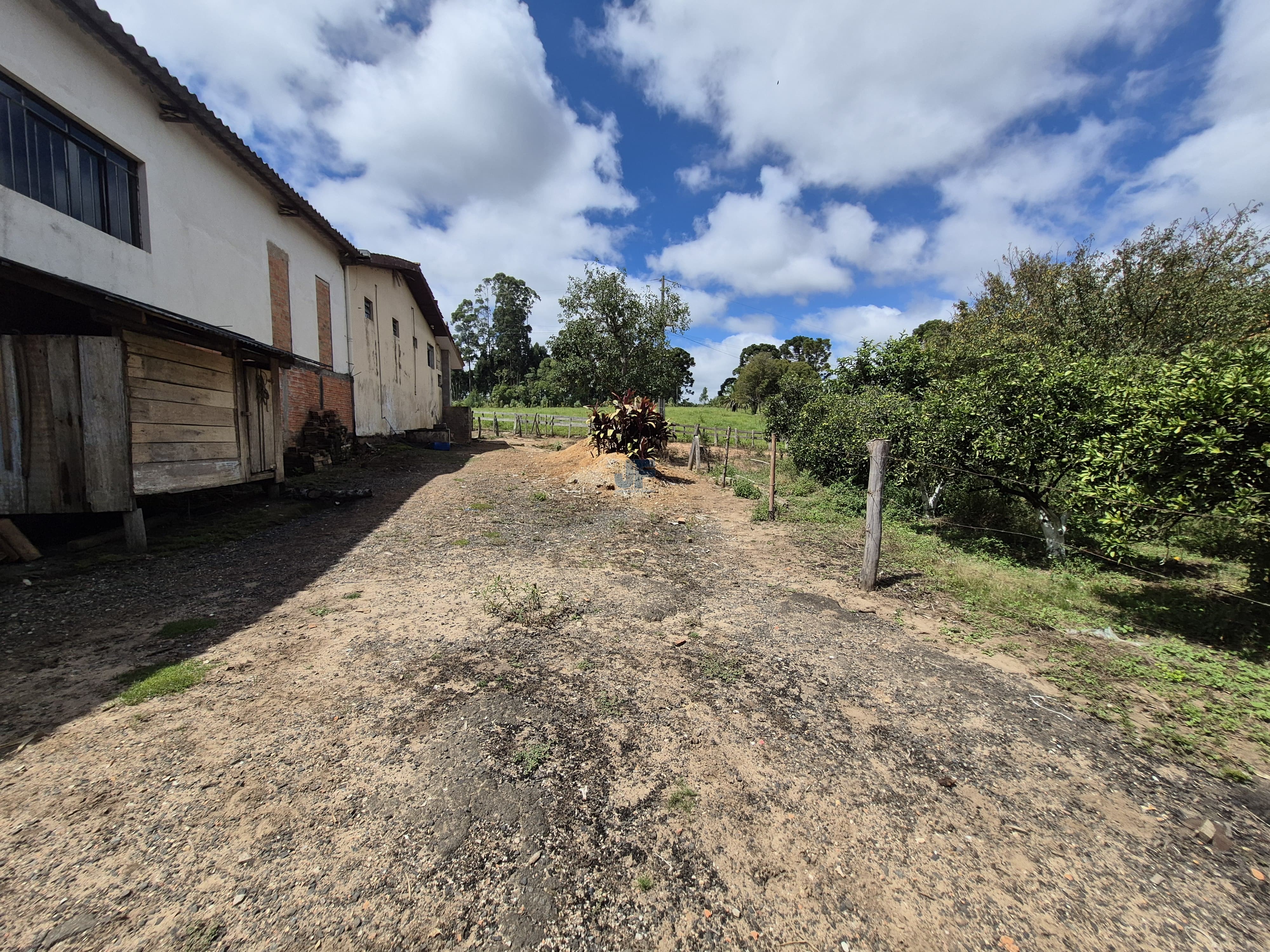 Chácara à Venda – Pugas de Cima, Palmeira/PR Área Total: 5.554,125 m²