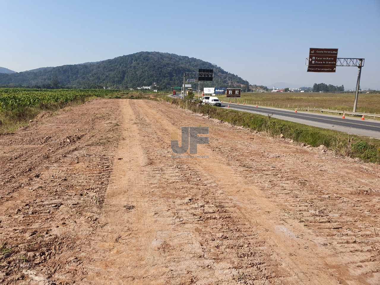 Terreno à venda, 680000m² - Foto 1