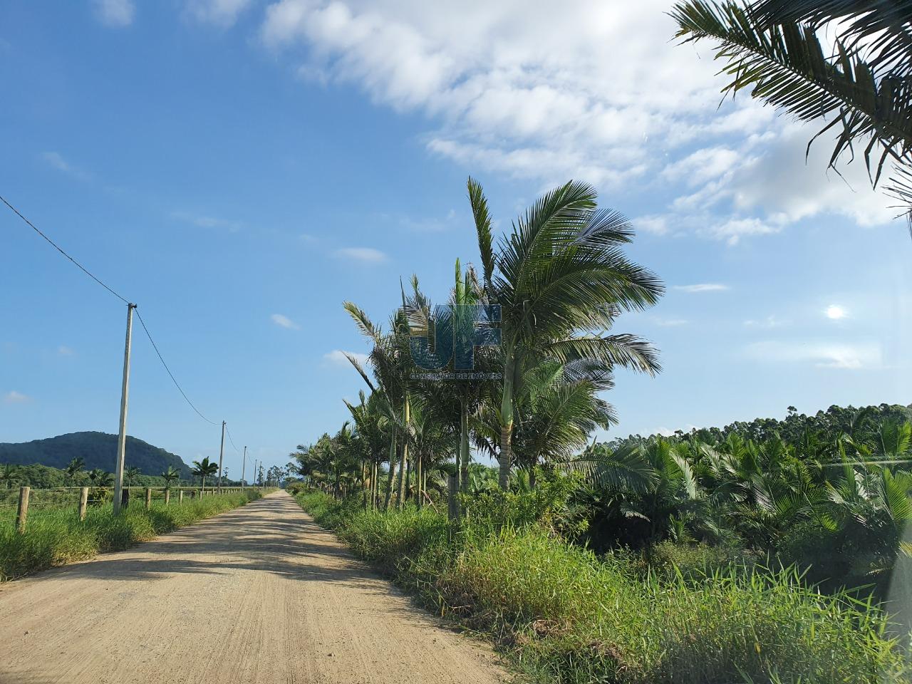 Terreno com 680.000 m² o mesmo está localizado as margens da BR-470  NAVEGANTES.