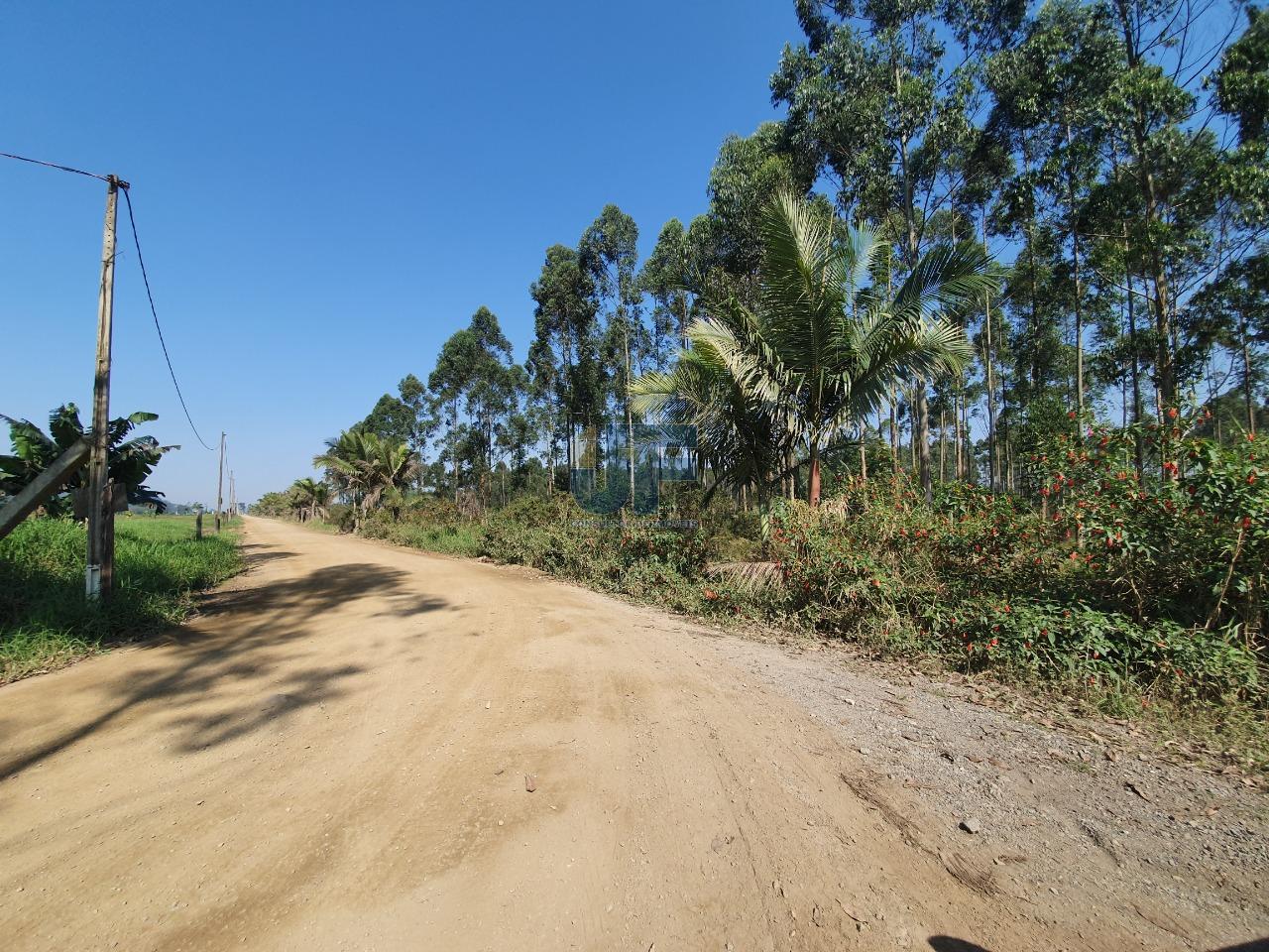 Terreno com 680.000 m² o mesmo está localizado as margens da BR-470  NAVEGANTES.