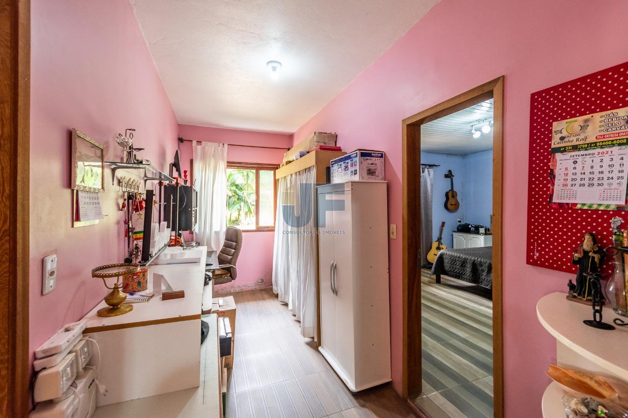 Lindo sítio em área rural de Camboriú no Braço, escriturado com 31.990,00 M² .