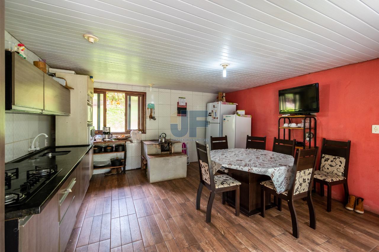 Lindo sítio em área rural de Camboriú no Braço, escriturado com 31.990,00 M² .