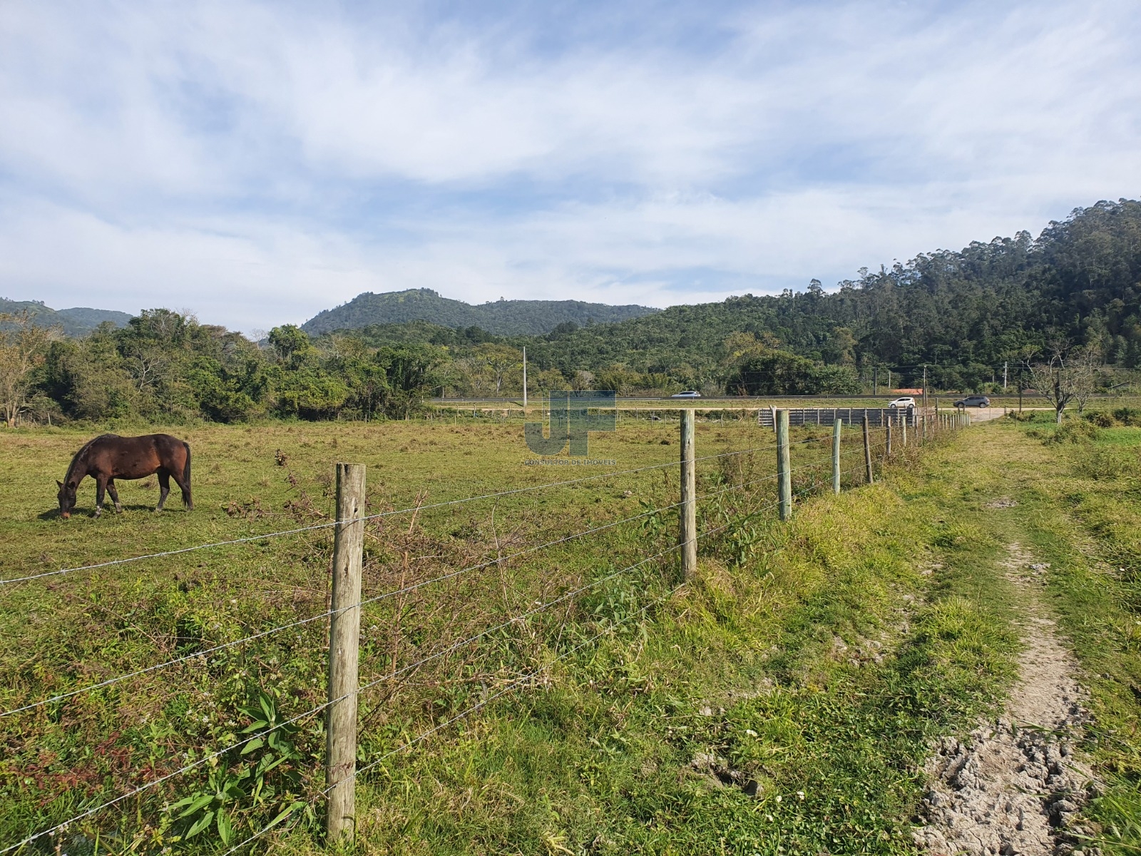 Terreno à venda, 430000m² - Foto 1